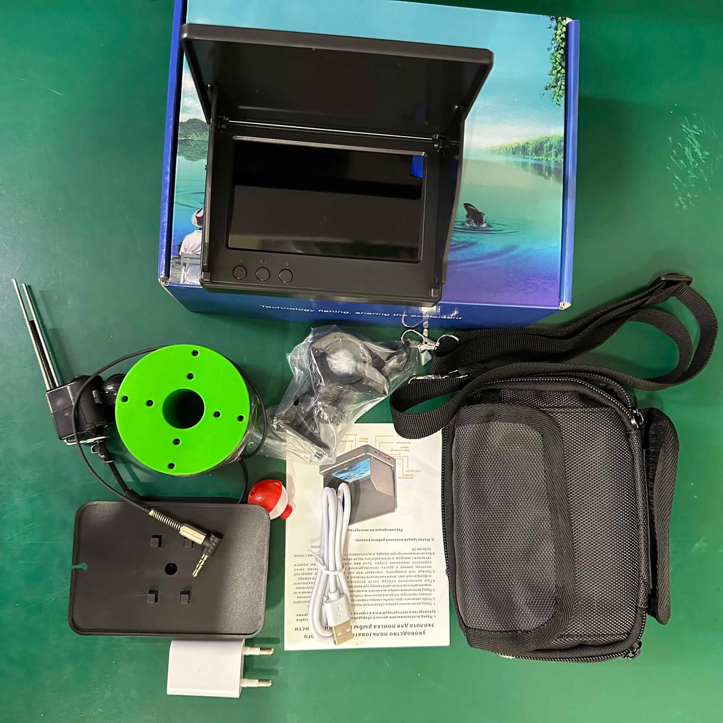 4.3 Inch HD Underwater Fishing Camera Kit Portable Fish Finder Day&Night Dual Use Ice Fishing Camera with Cable/Bag